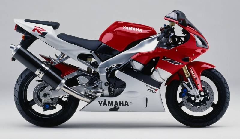 moto sportive yamaha