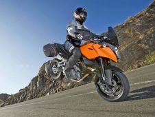 KTM spectacle et performance, moto de l'extrême...