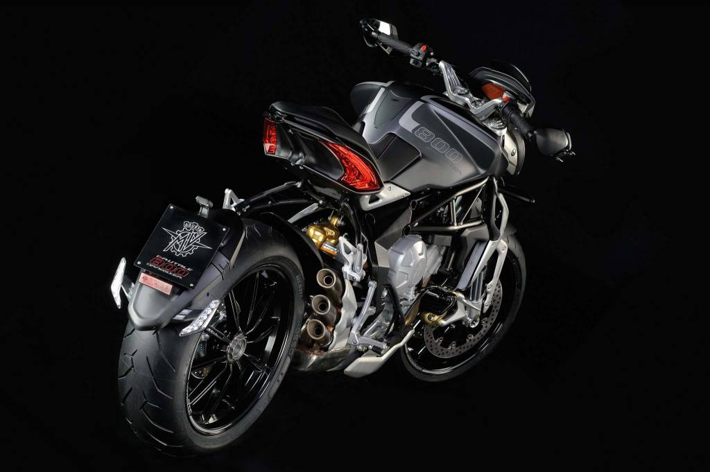 MV Agusta Brutale 800