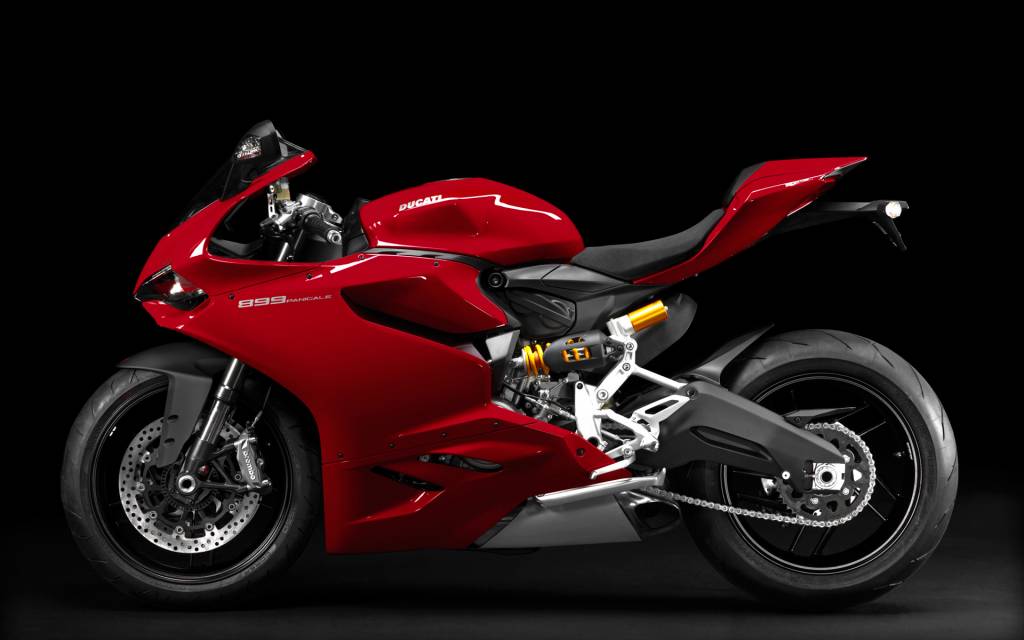 Ducati 899 Panigale superbike maxisport
