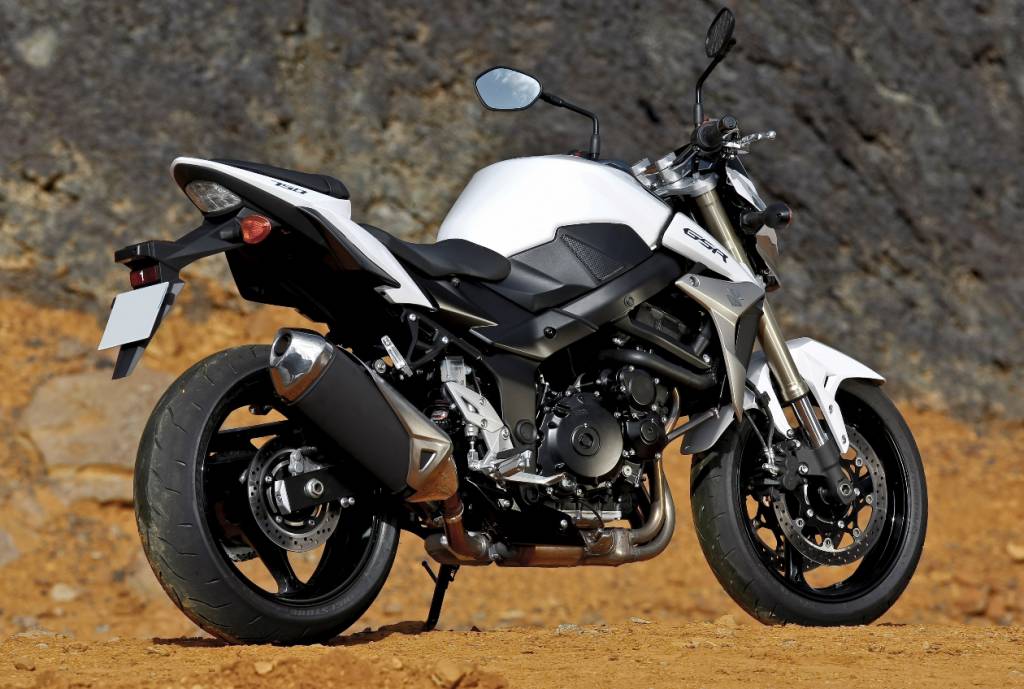Suzuki GSR 750 SE, spéciale depuis toujours