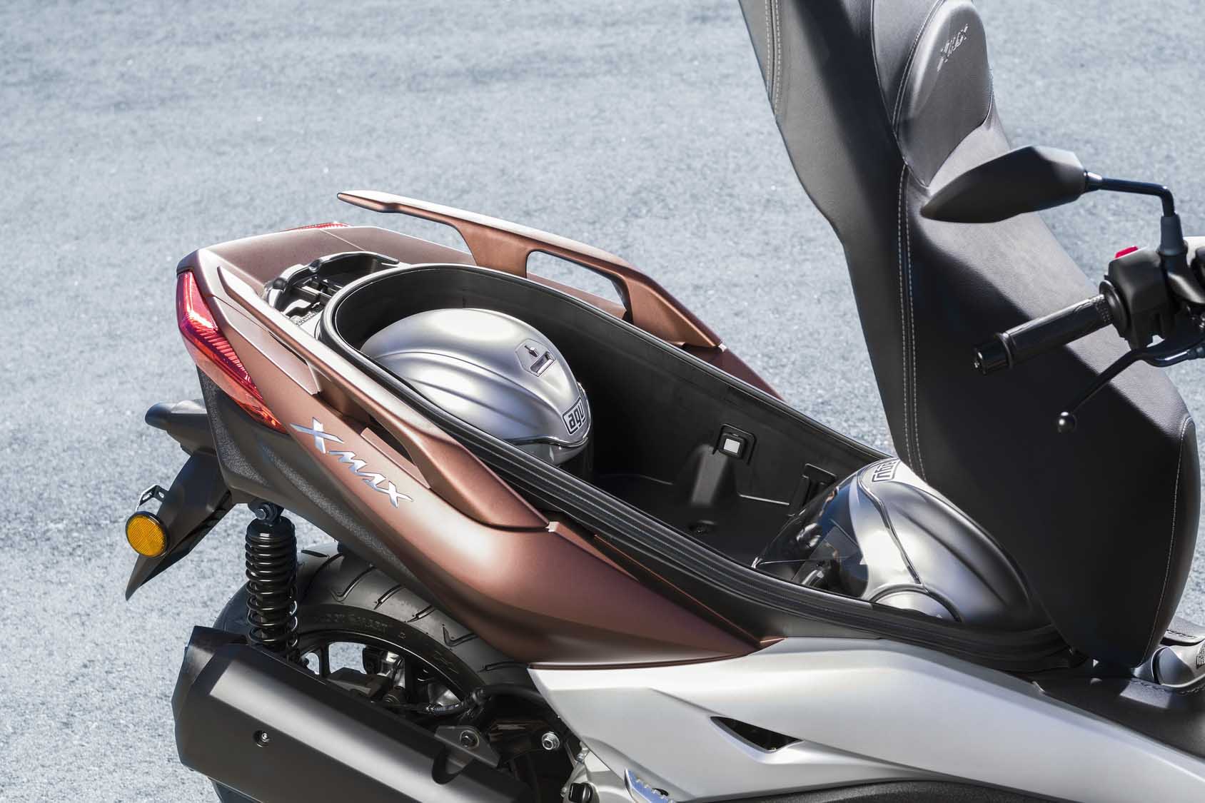 Yamaha X Max 300 coffre