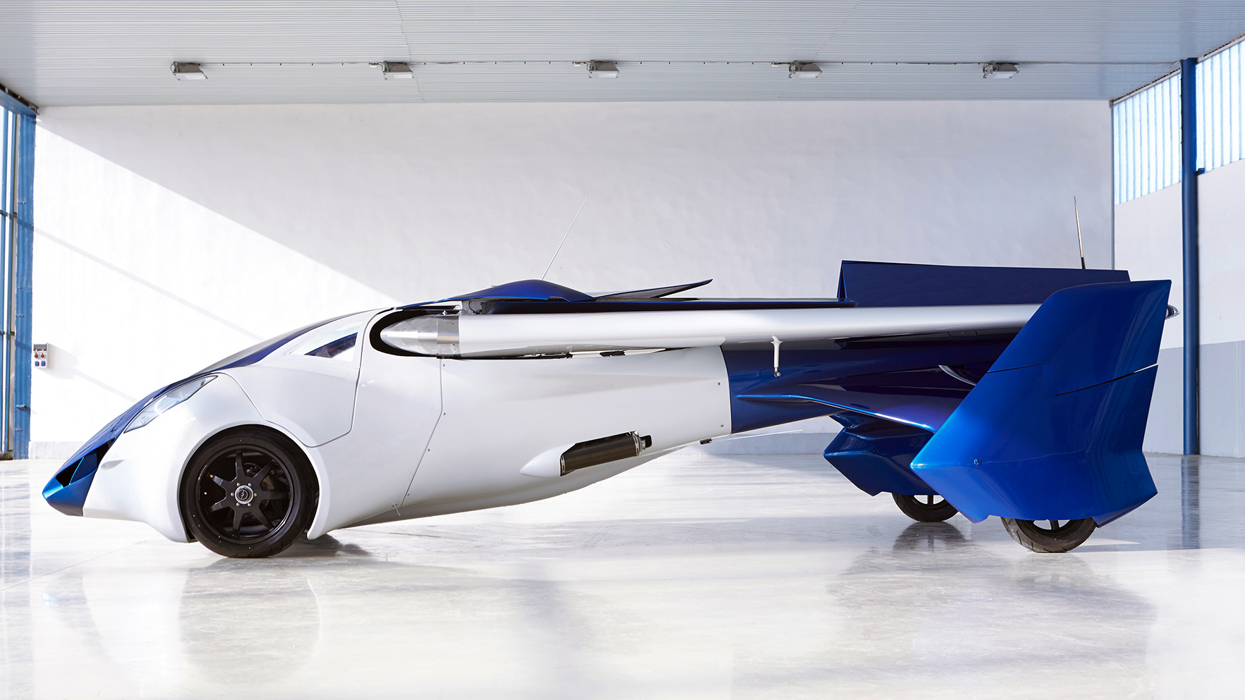 Moto volante, mythe ou réalité