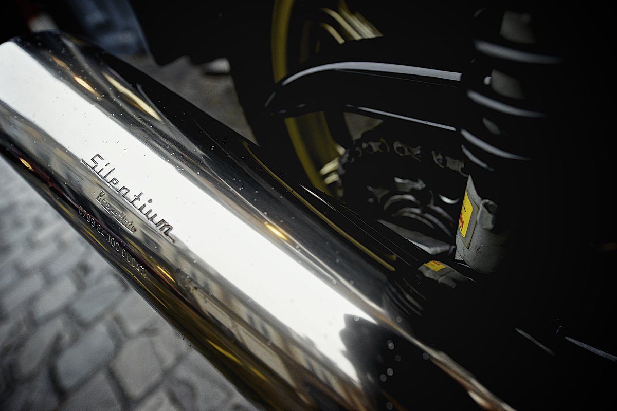 Moto de légende DUCATI DESMO 900