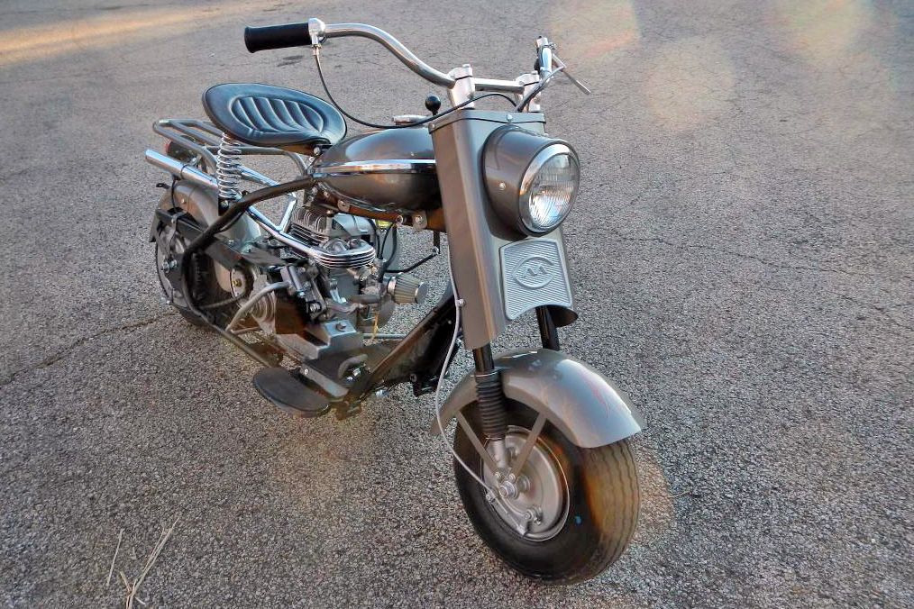 Scooters et deux roues insolites