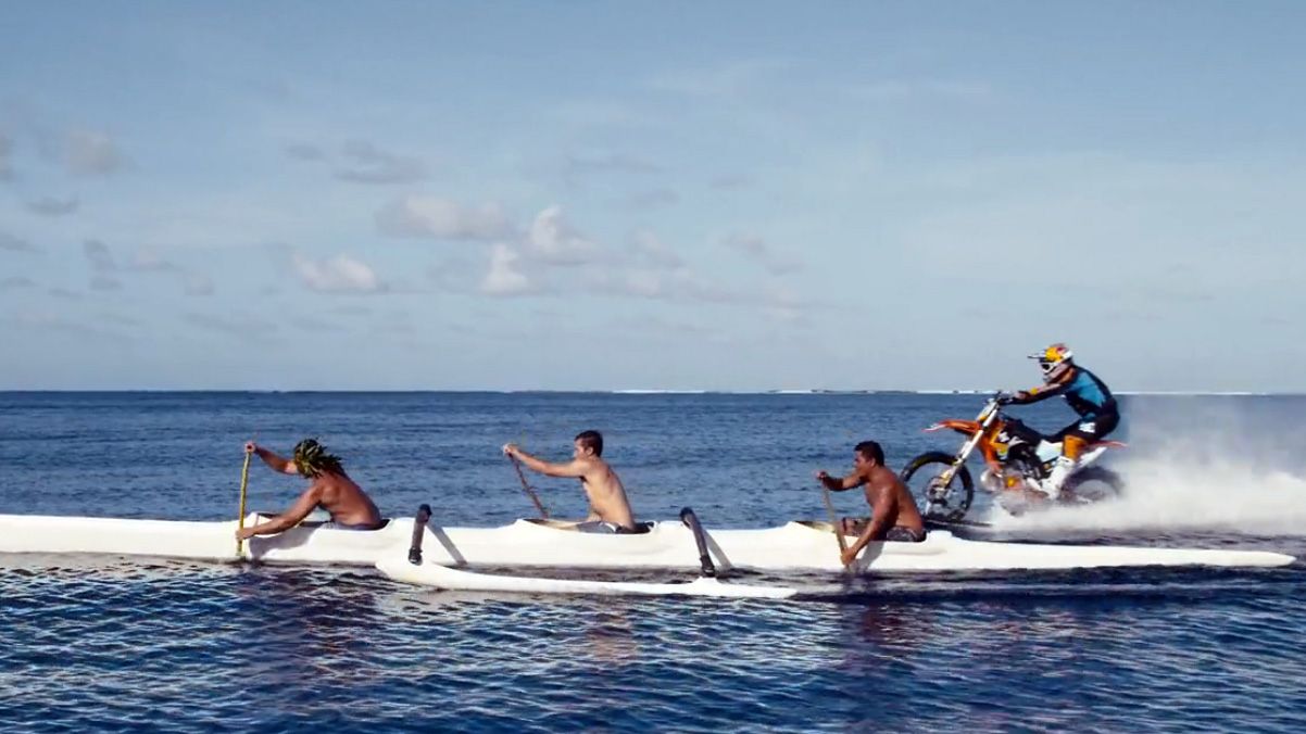 Certains marchent sur l'eau d'autres préfèrent rouler dessus...