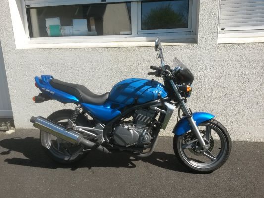 Kawasaki ER5 d'occasion à saisir à Lannion 1500 €