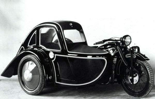 Un moto de légende la BMW R11