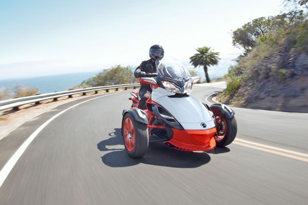 Spyder, le mélange mi-moto, mi-quad