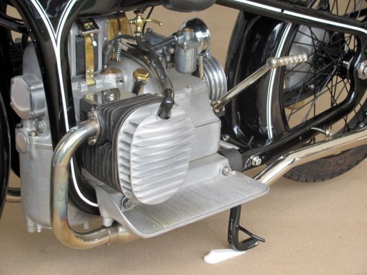 Un moto de légende la BMW R11