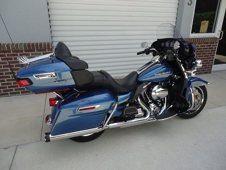 Harley Davidson EL GLIDE ULTRA LIMITED à vendre sur Lyon
