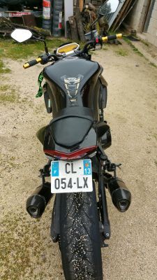 Kawasaki Z1000 avec Akrapovic