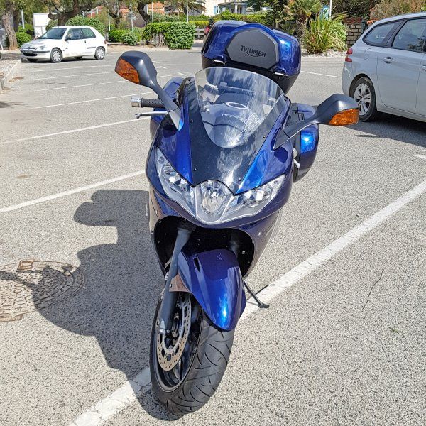 Triumph 1050 sprint GT avec ABS à vendre dans le Var (83)