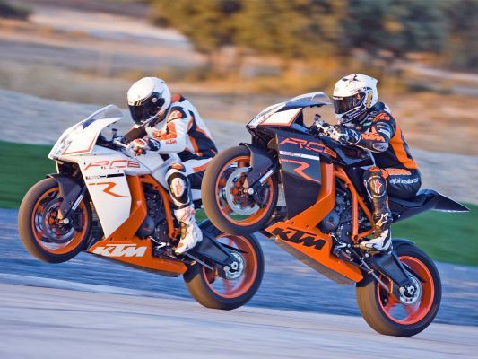 Concession et distributeur moto KTM à Fréjus Nikita Bike