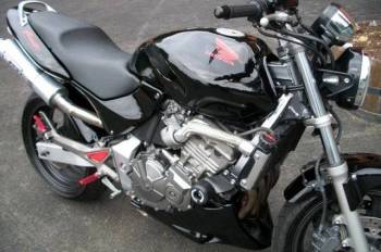 Achat Moto préparée et rénovée Honda d'occasion 600 Hornet, livrable toutes villes de France