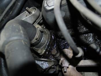 Comment trouver les éventuelles fuites sur une moto ?