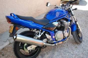 Particulier vend SUZUKI 600 BANDIT année 2004 avec 8500 Km sur Aix en Provence