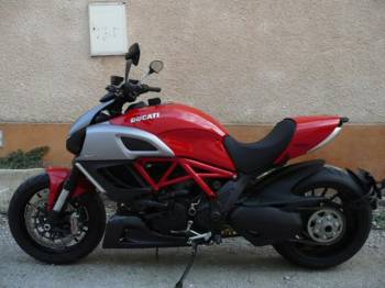 Moto Ducati DIAVEL 1200 STRADA d'occasion à vendre à Salon de Provence