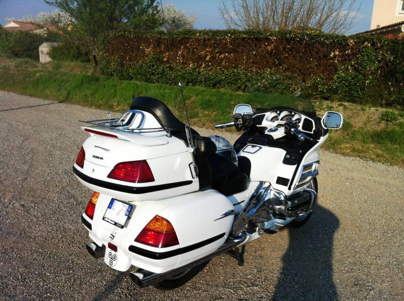 VEND HONDA 1800 GOLDWING BLANCHE de 2002 Alpes Maritimes