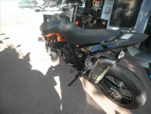 supermotard KTM 690 SM