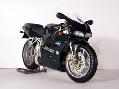 Moto de Trinity dans Matrix Ducati 966