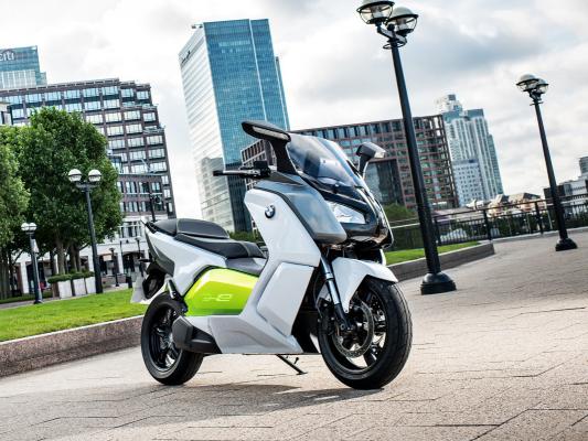 Concessionnaire et garage moto BMW Moto Store Docks