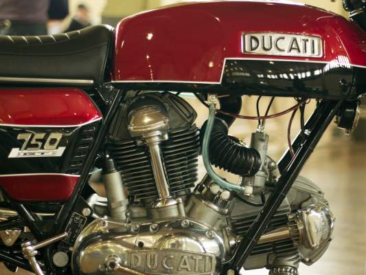 La Ducati 750 gt de 1972, une moto historique