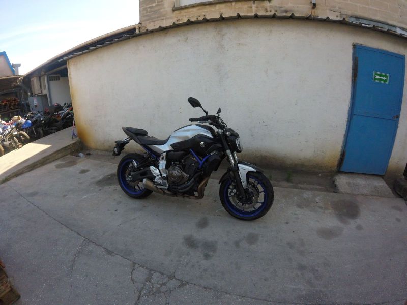 Moto accidentée pas cher à remonter – Youngtimers et modèles récents