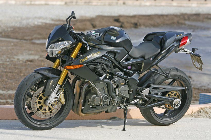 Constructeur de moto italien, Benelli, marque fondée par une femme