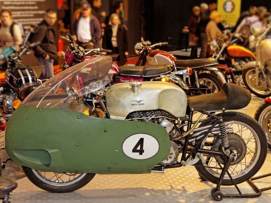 Ottocilindri, moto mythique par Guzzi