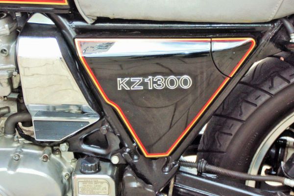 KAWAZAKI Z 1300 6 cylindres  moto légendaire