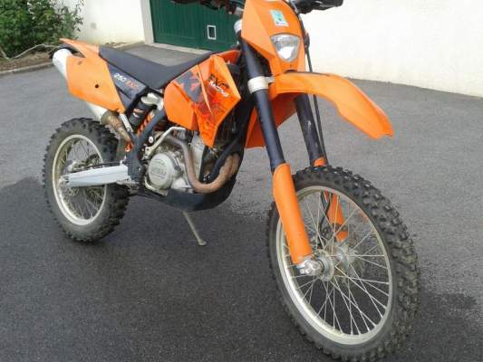 Moto KTM Dpt. 95 EXC 250 année 2005