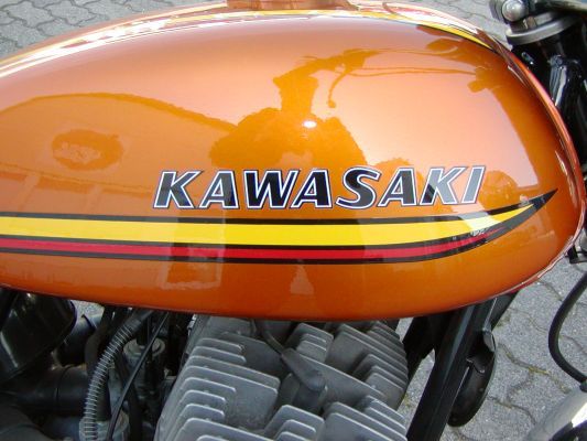 Kawasaki 750 H2 Mach IV de 1972 moto sportive nippone