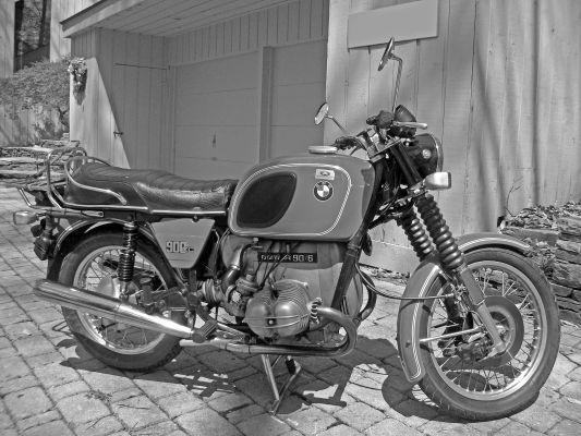 Moto BMW vintage R90S, célèbre routière sportive des 70's