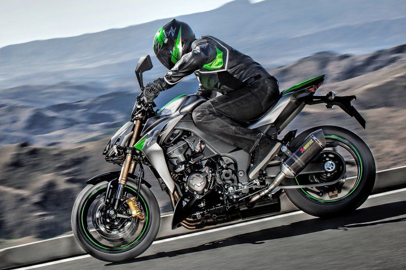 Fabricant de systèmes d'échappement et silencieux moto Akrapovic