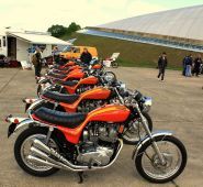 Moto légendaire la Triumph Hurricane 1973