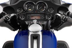 Photos de la Honda Gold Wing GL, du très très grand tourisme...