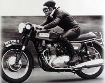 Moto légendaire la Triumph Hurricane 1973