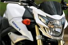 Suzuki GSR 750 SE, spéciale depuis toujours