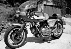 Ducati 900 SS