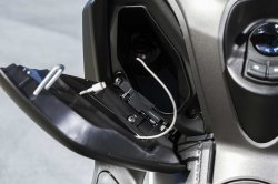chargeur smartphone Yamaha X Max 300