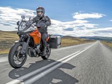 KTM spectacle et performance, moto de l'extrême...